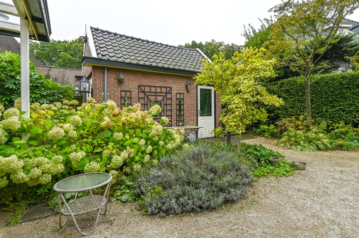 Foto 42 van Van Tuyllweg 33