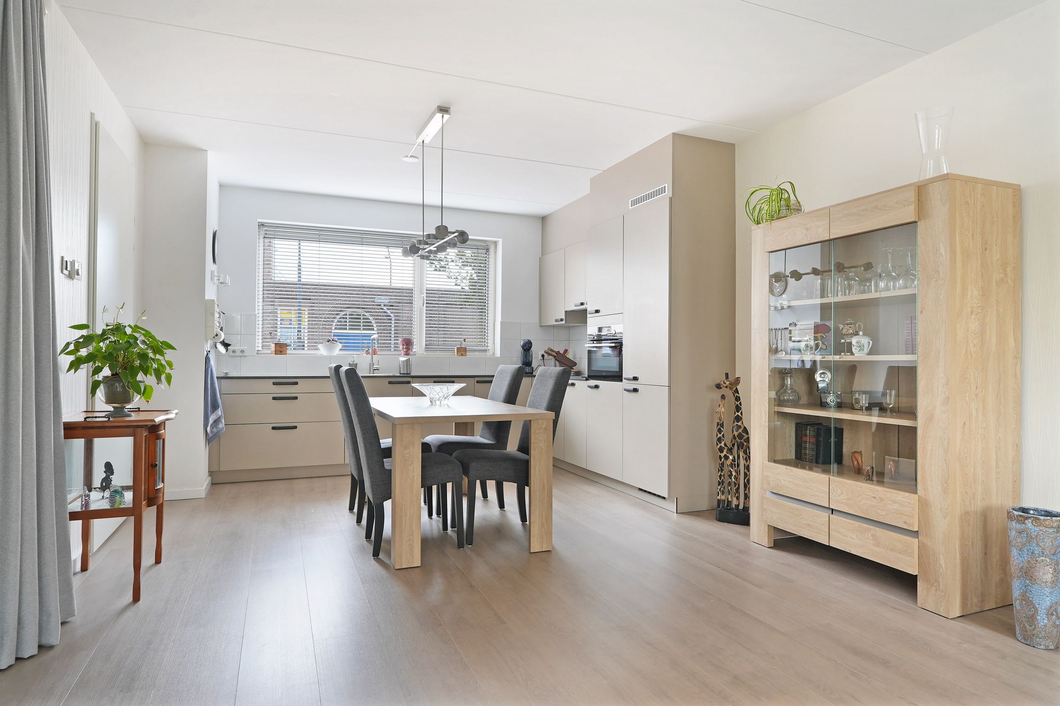 Photo 9 of De Willem Ruysstraat 43