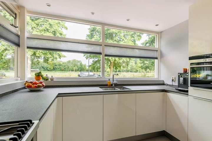 Foto 15 van Roodhekkenpas 79