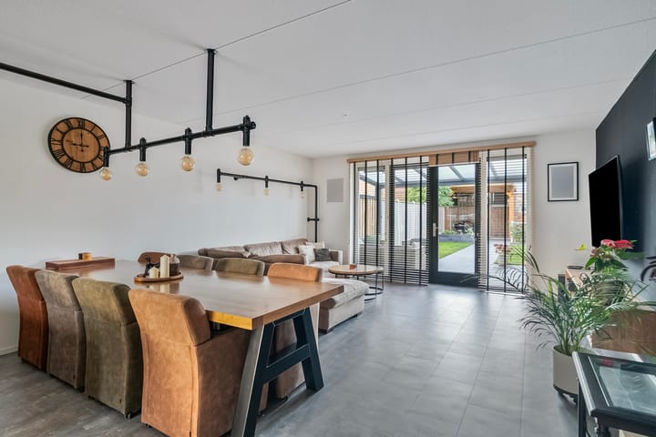 Foto 2 van Lange Omgang 13