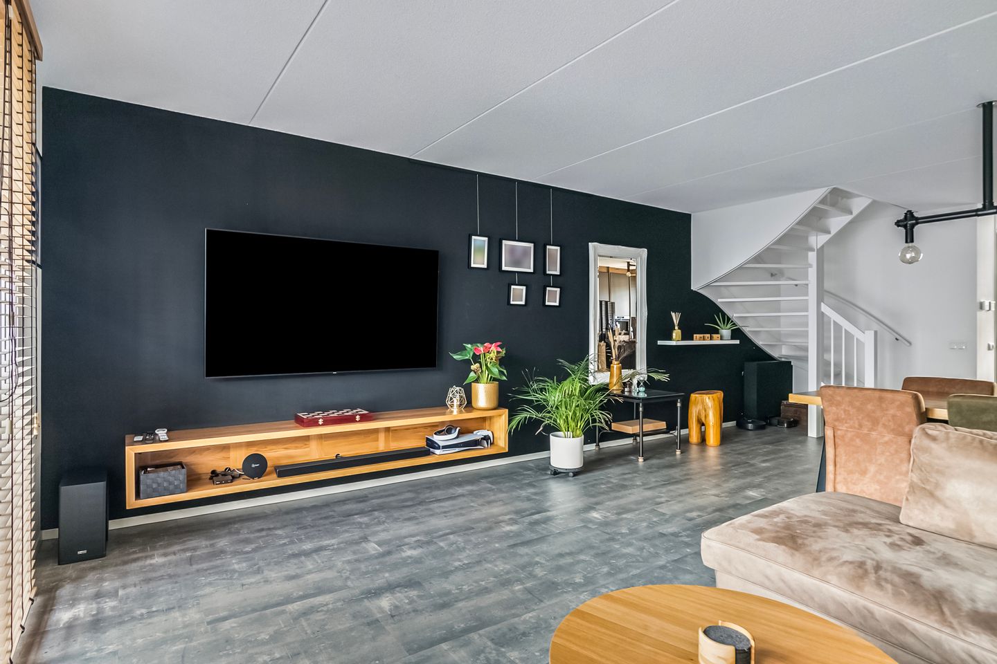 Foto 10 van Lange Omgang 13