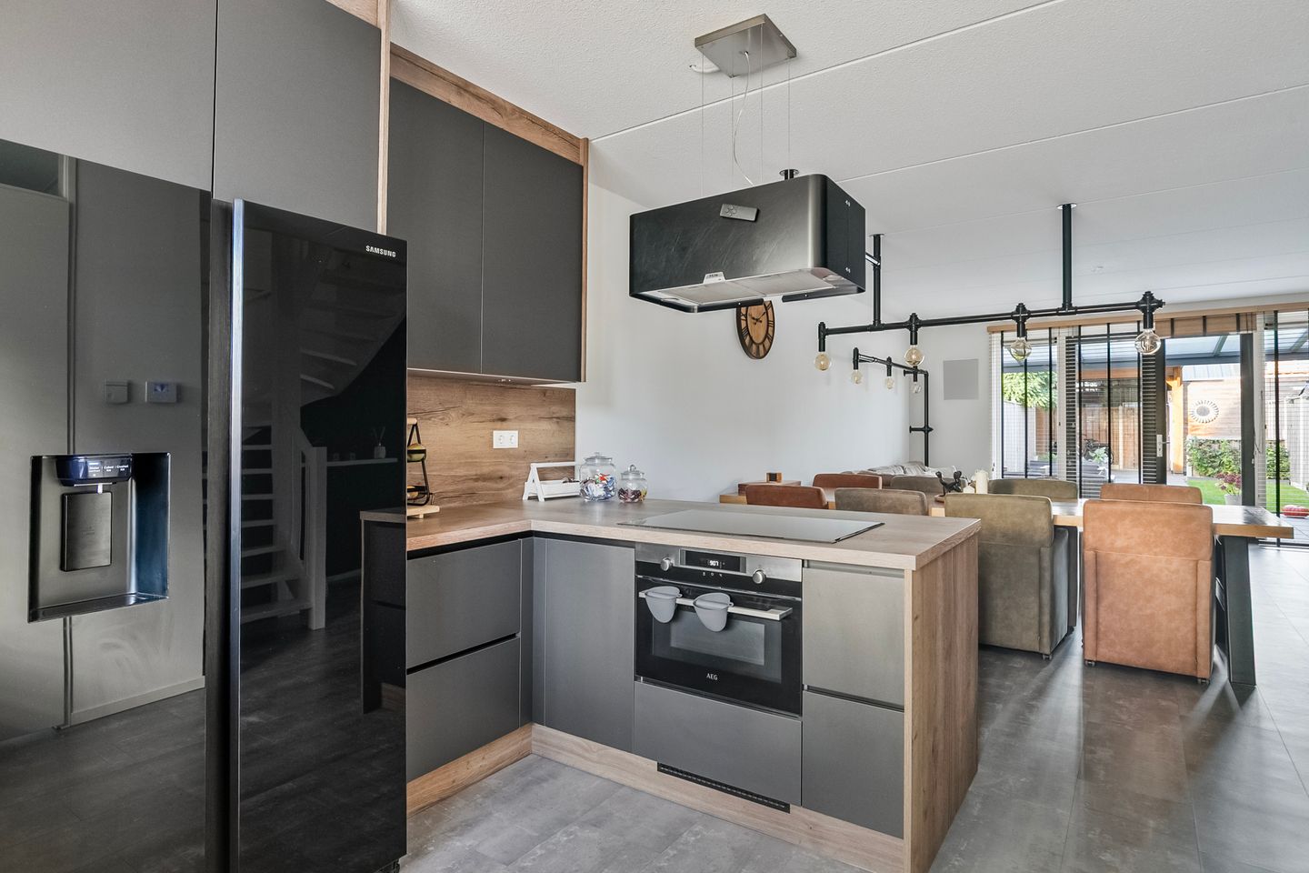 Foto 14 van Lange Omgang 13