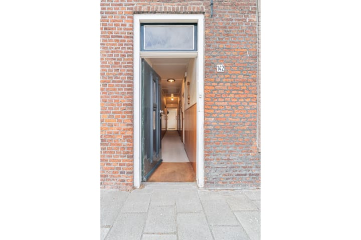 Foto 9 van Damstraat 142