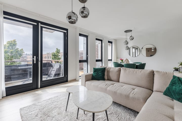 Foto 2 van Vertrekspoor 18