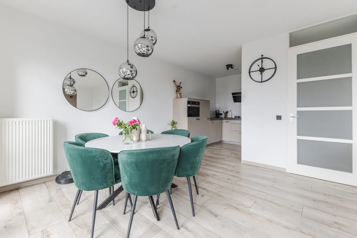 Foto 12 van Vertrekspoor 18