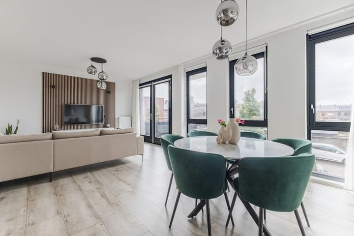 Foto 14 van Vertrekspoor 18