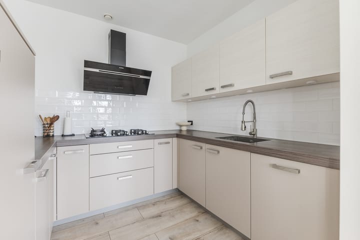 Foto 16 van Vertrekspoor 18