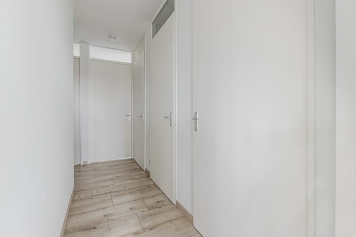 Foto 20 van Vertrekspoor 18