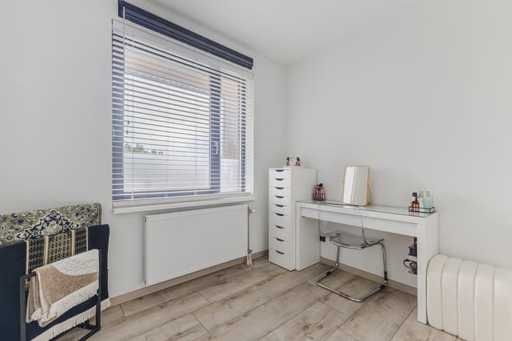 Foto 27 van Vertrekspoor 18