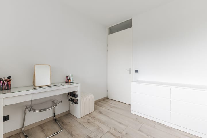 Foto 28 van Vertrekspoor 18