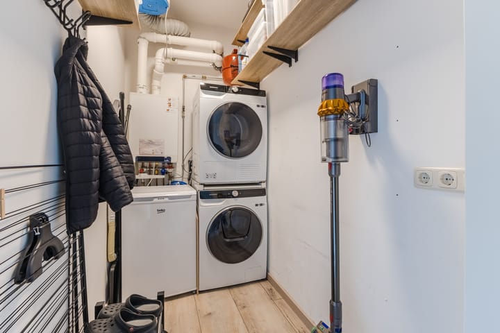 Foto 33 van Vertrekspoor 18