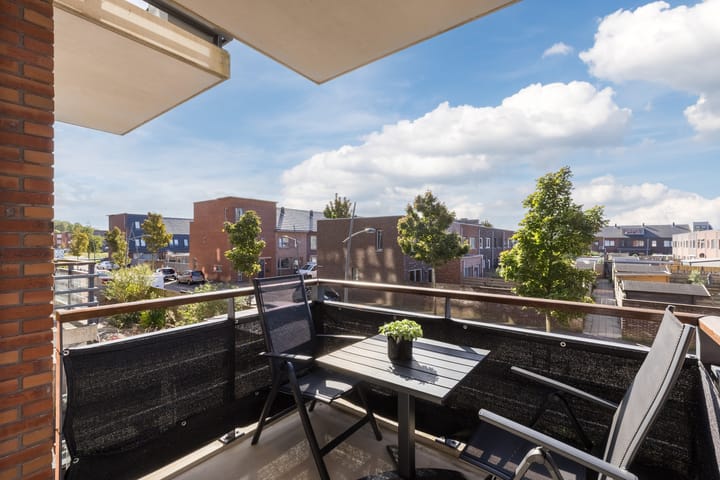 Foto 39 van Vertrekspoor 18