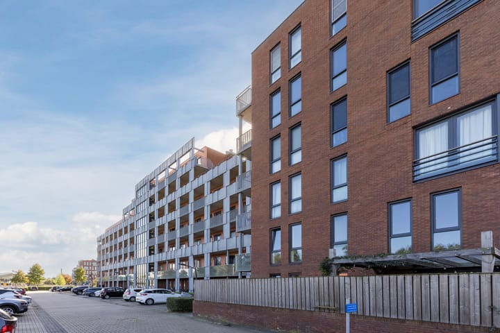 Foto 49 van Vertrekspoor 18