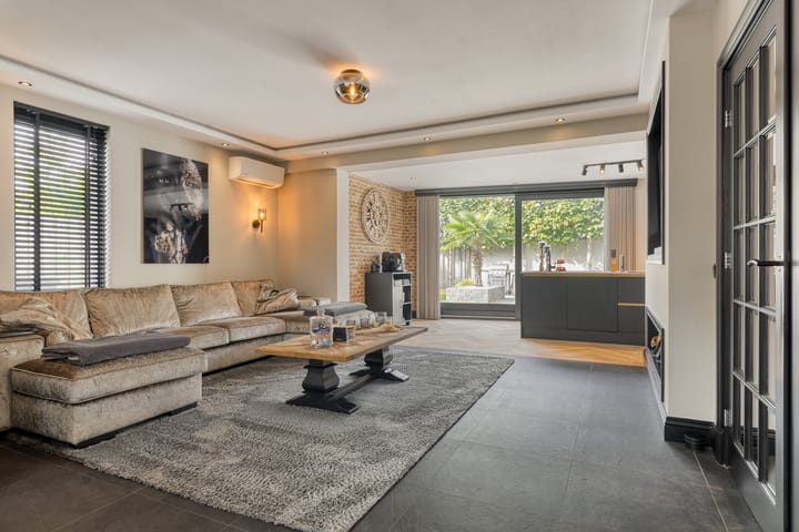 Foto 16 van Barthold van Heesselstraat 22