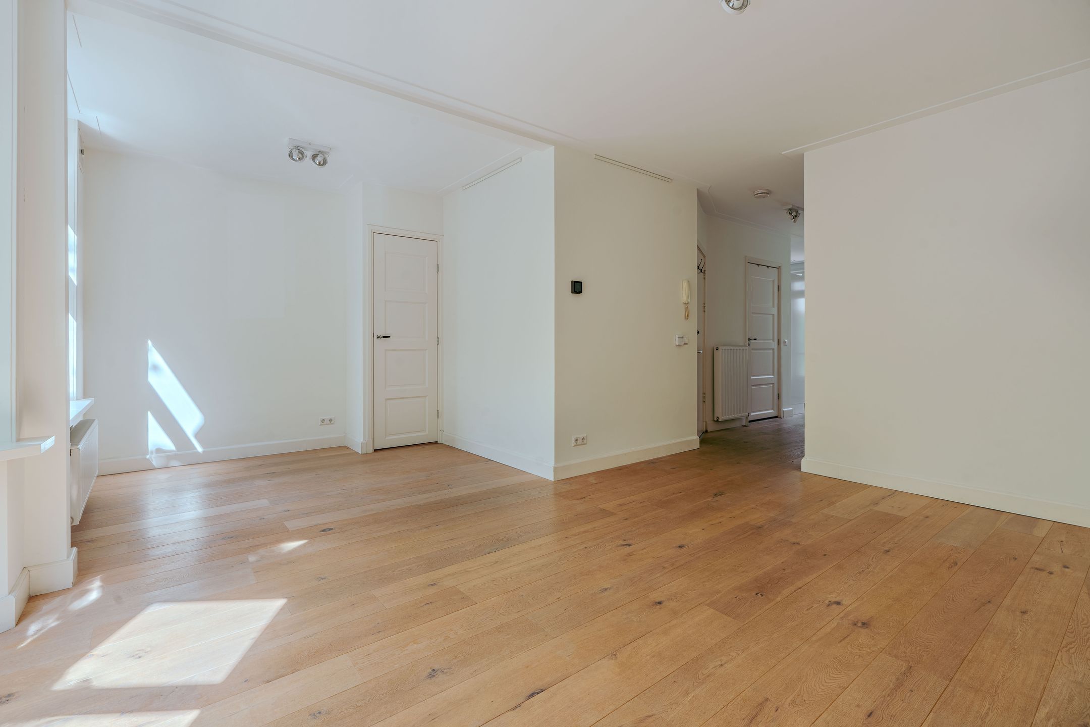 Photo 9 of Boterdiepstraat 9-1