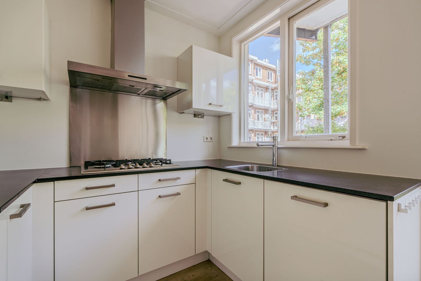 Photo 14 of Boterdiepstraat 9-1