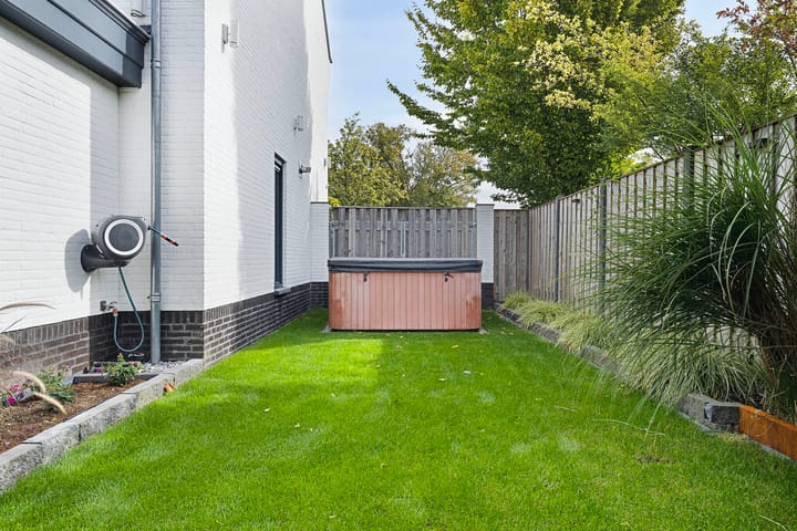 Foto 47 van Barthold van Heesselstraat 22