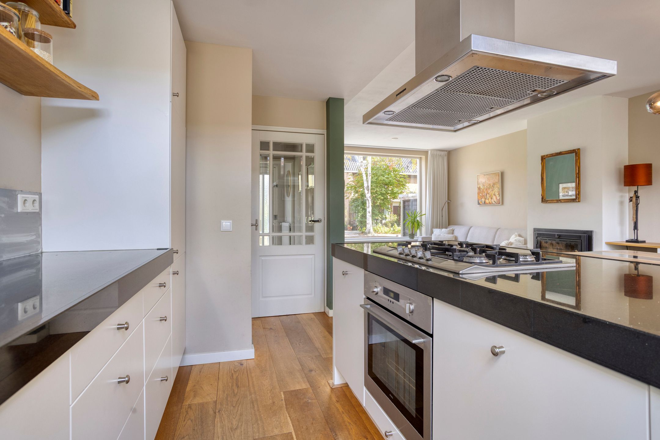 Photo 9 of Aasdomstraat 11