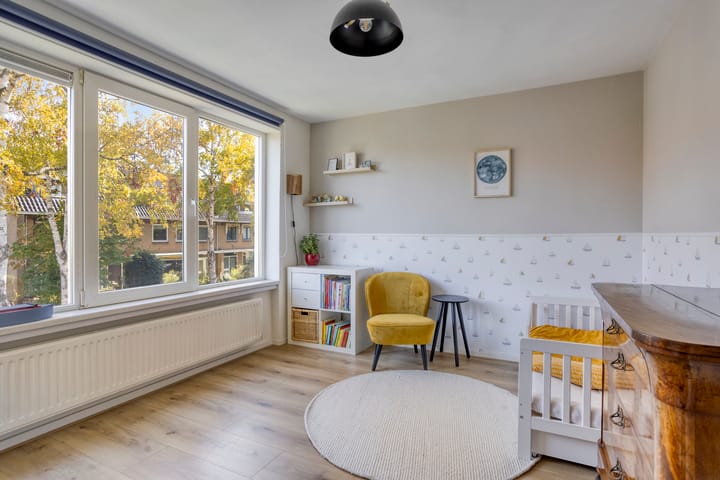 Photo 18 of Aasdomstraat 11