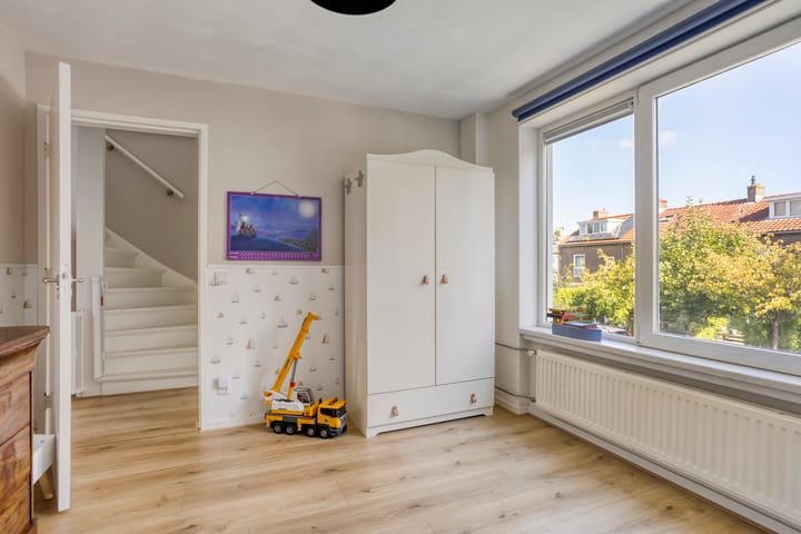 Photo 19 of Aasdomstraat 11