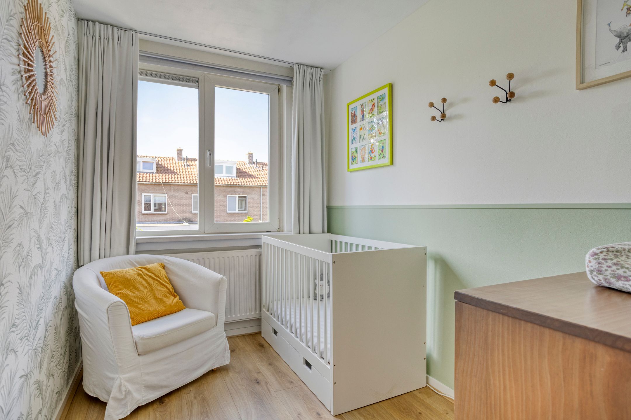 Photo 21 of Aasdomstraat 11