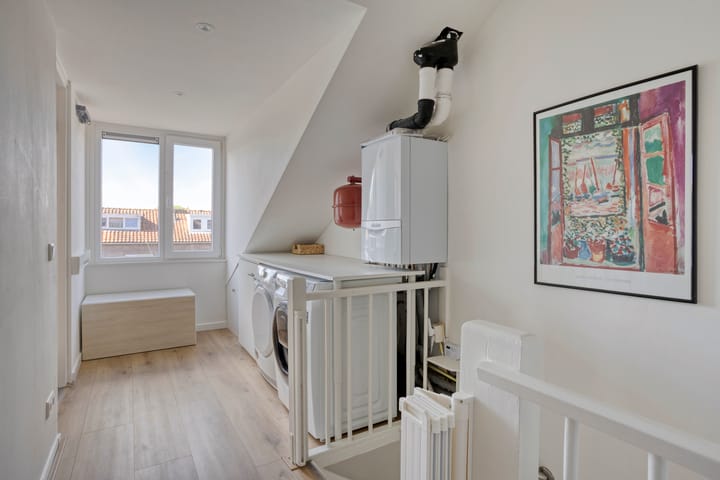 Photo 22 of Aasdomstraat 11