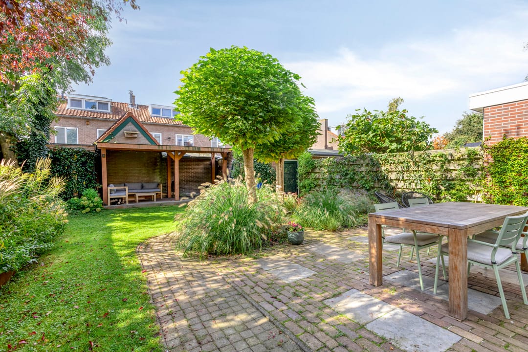 Photo 26 of Aasdomstraat 11