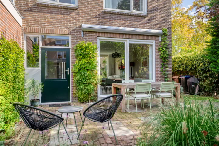 Photo 30 of Aasdomstraat 11