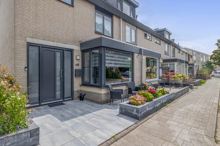 Clara Wichmannstraat 27