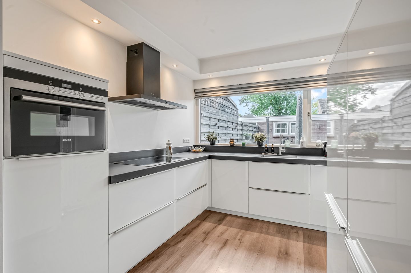 Foto 10 van Neerijnen 79