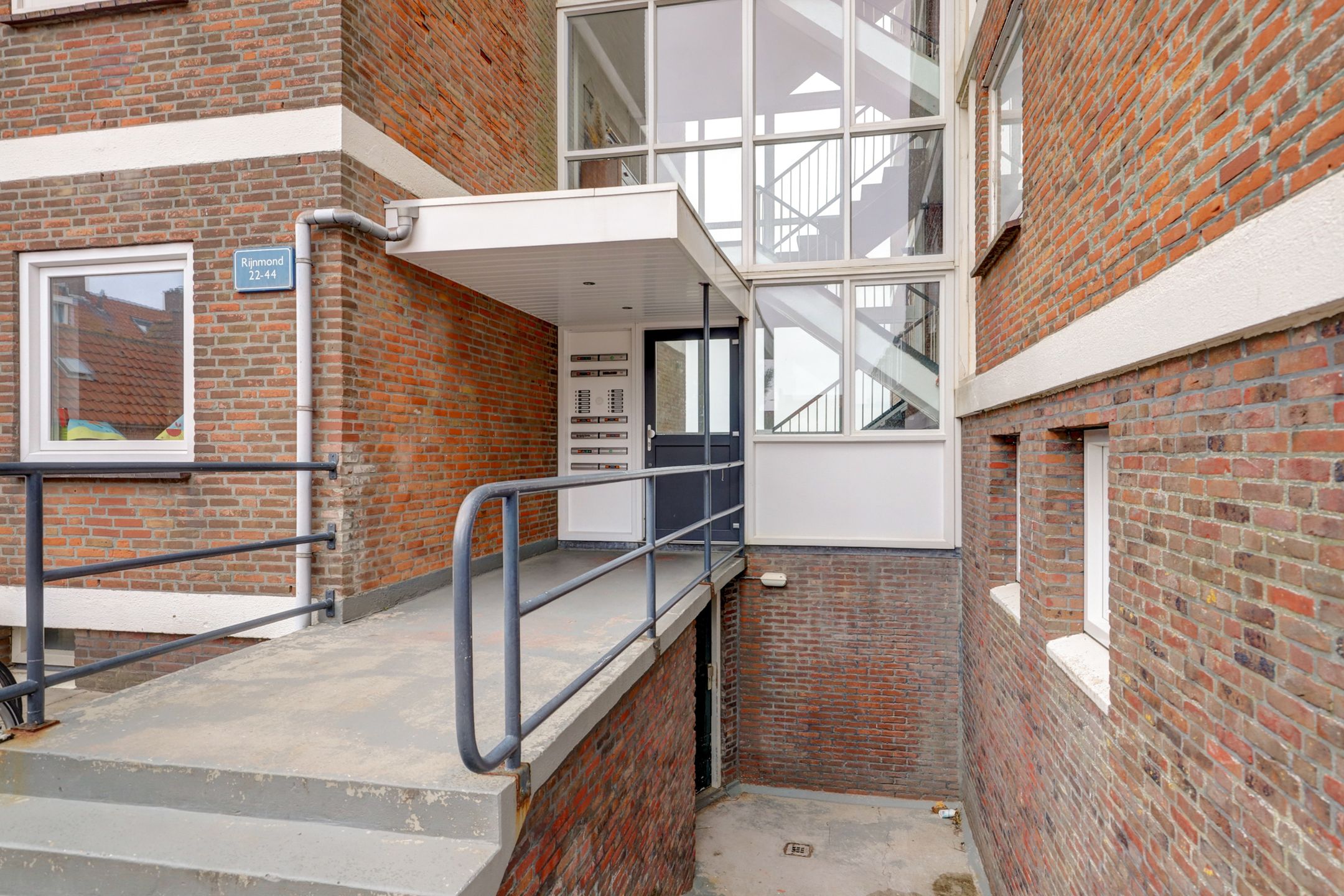 Foto 36 van Rijnmond 42