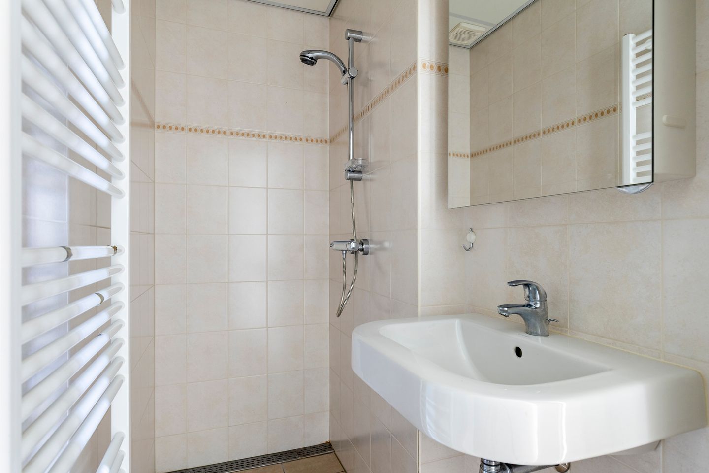 Photo 19 of Zuiderstraat 30