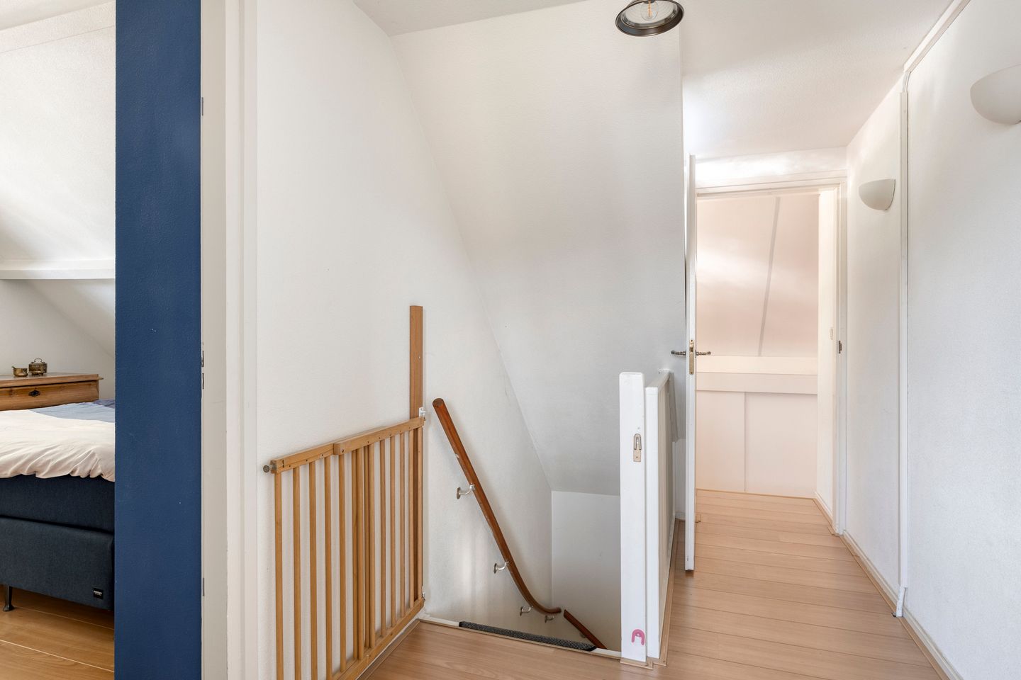 Photo 20 of Zuiderstraat 30