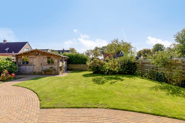 Foto 30 van Zuiderstraat 30