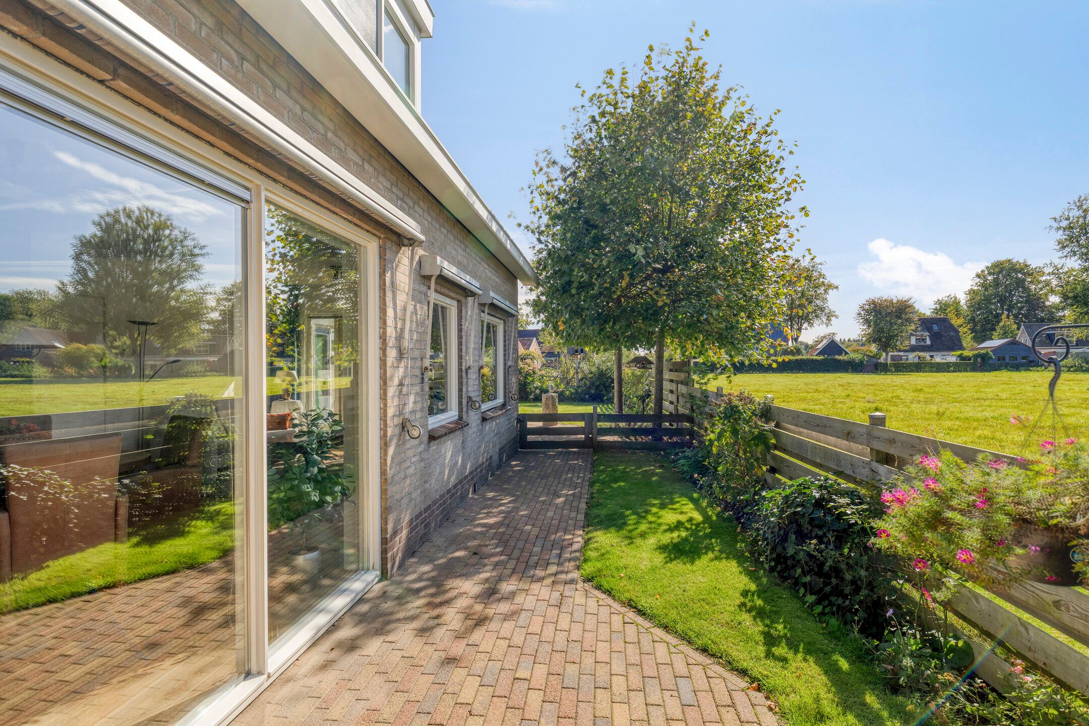 Photo 36 of Zuiderstraat 30