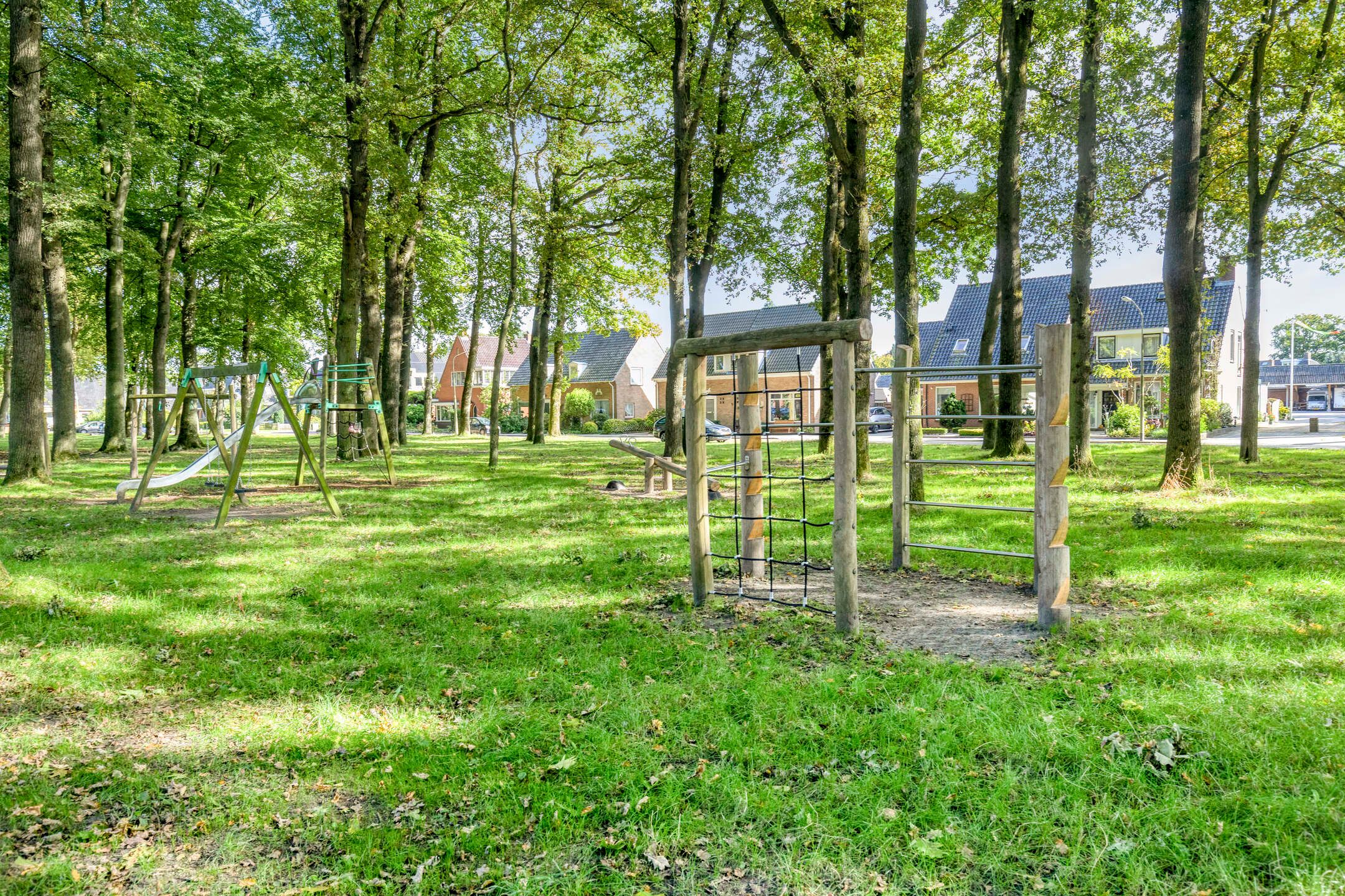 Photo 45 of Zuiderstraat 30