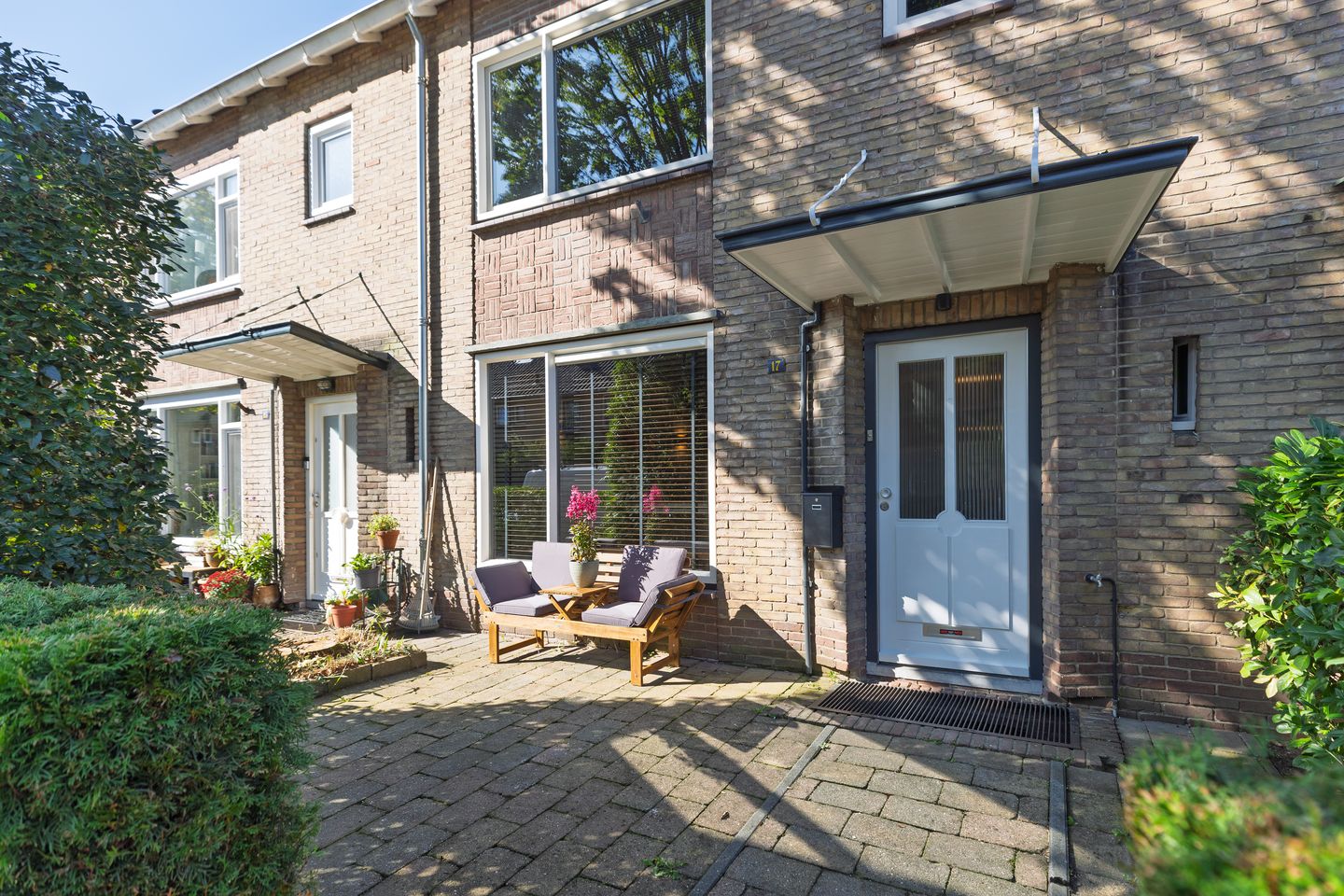 Photo 4 of Witte de Withstraat 17