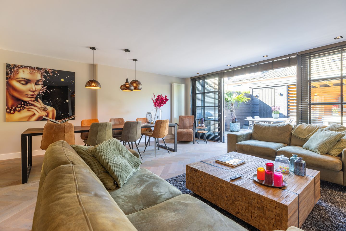 Photo 14 of Witte de Withstraat 17