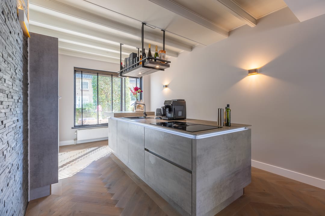 Photo 17 of Witte de Withstraat 17