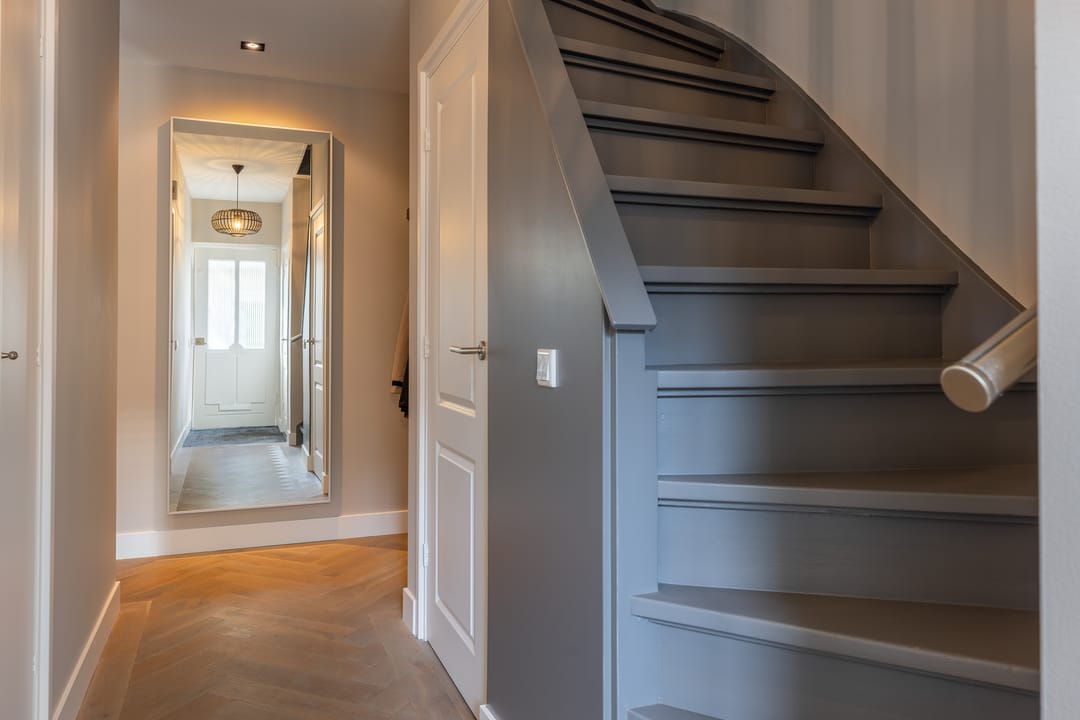 Photo 23 of Witte de Withstraat 17