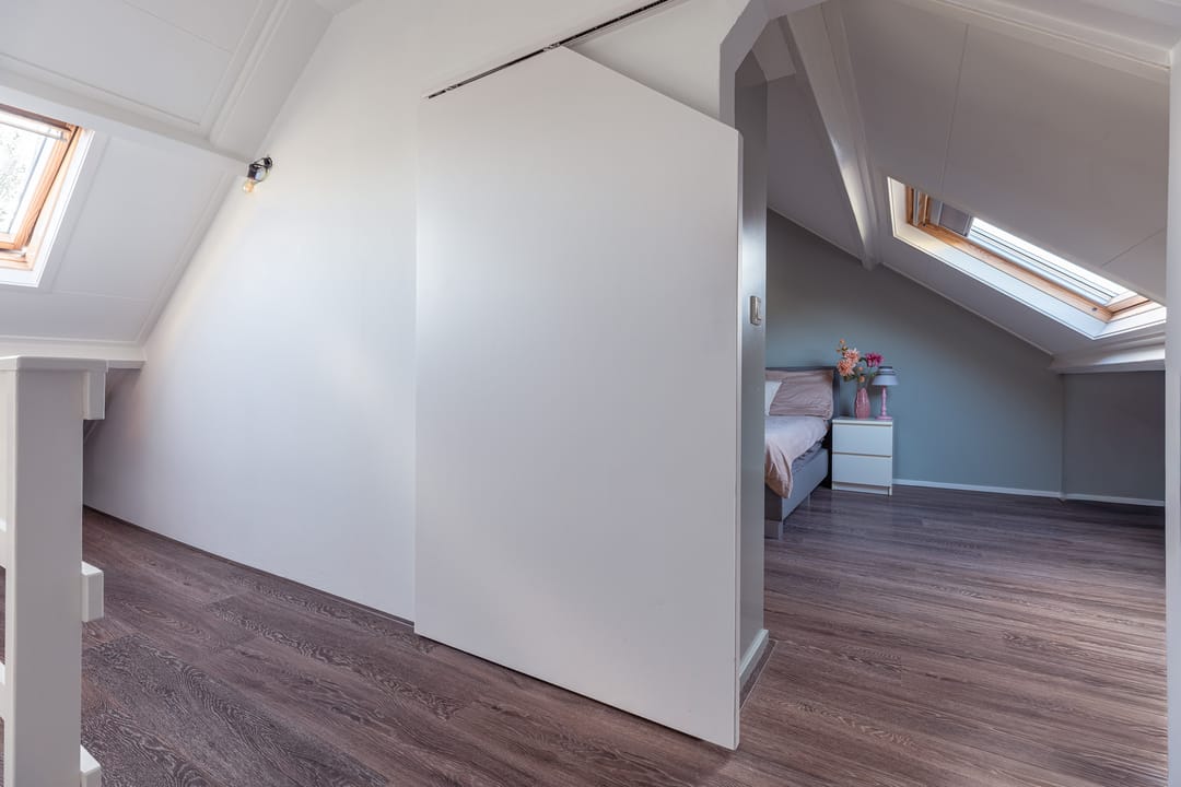 Photo 32 of Witte de Withstraat 17