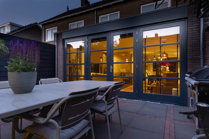 Foto 45 van Witte de Withstraat 17