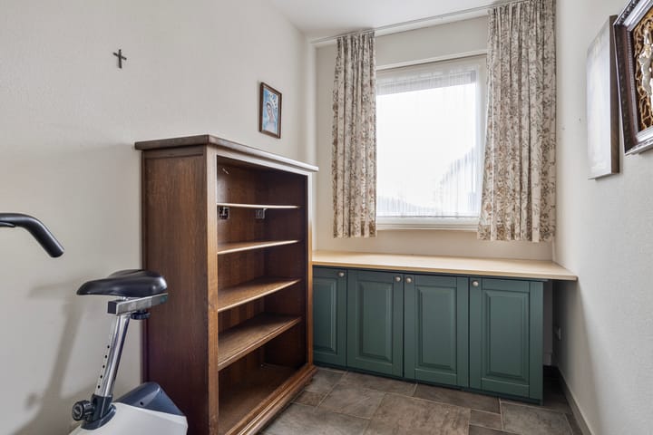 Photo 21 of Valkseweg 2-A