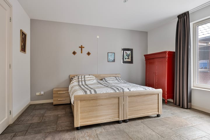 Photo 25 of Valkseweg 2-A