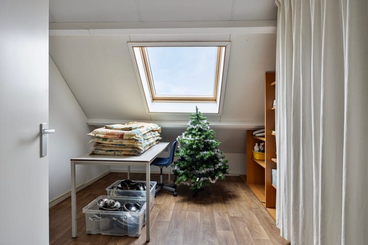 Photo 37 of Valkseweg 2-A