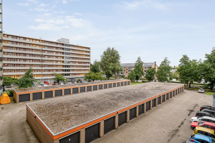 Foto 32 van Monteverdilaan 83