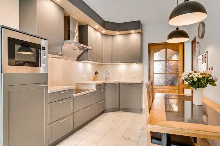 Foto 8 van Clara Feystraat 11