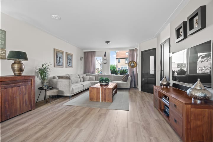 Foto 2 van Meeuwenweide 6