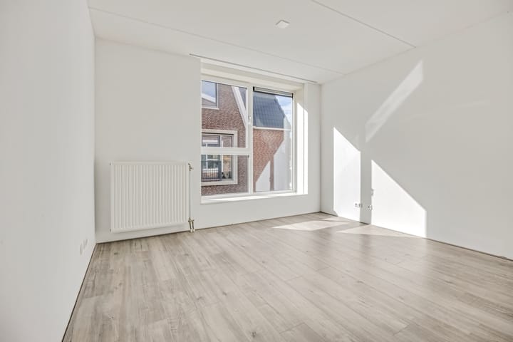 Foto 4 van Grotestraat 76-D