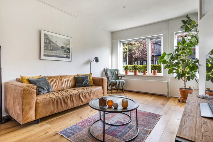 Foto 12 van Korenbloemstraat 10